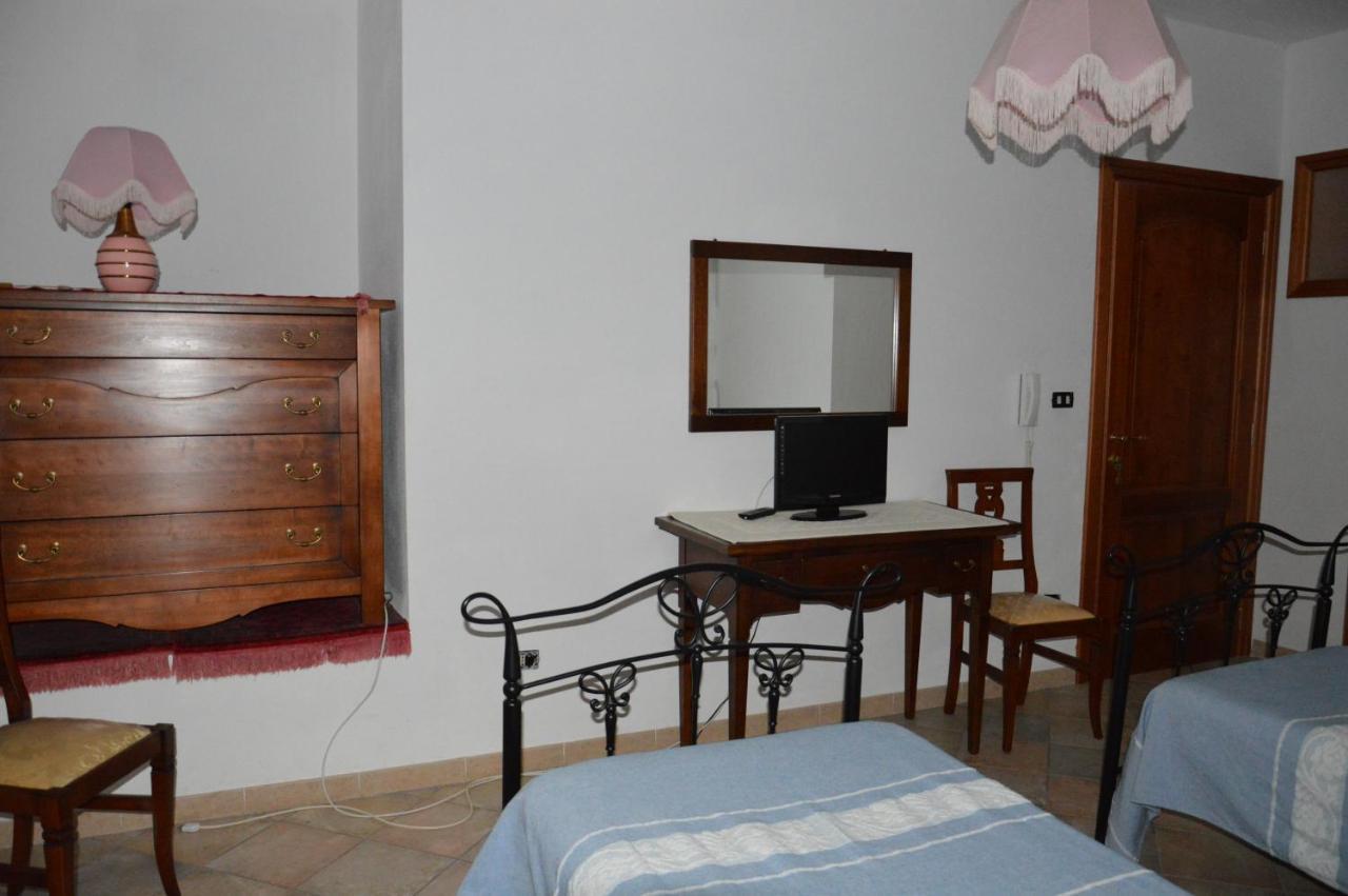 Bed and Breakfast Sa Domo Tua Bonorva Exterior foto